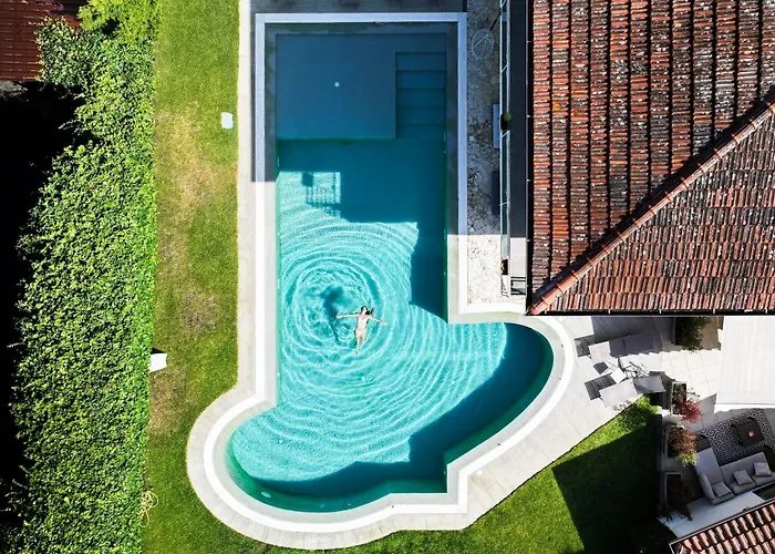 Ara Town House